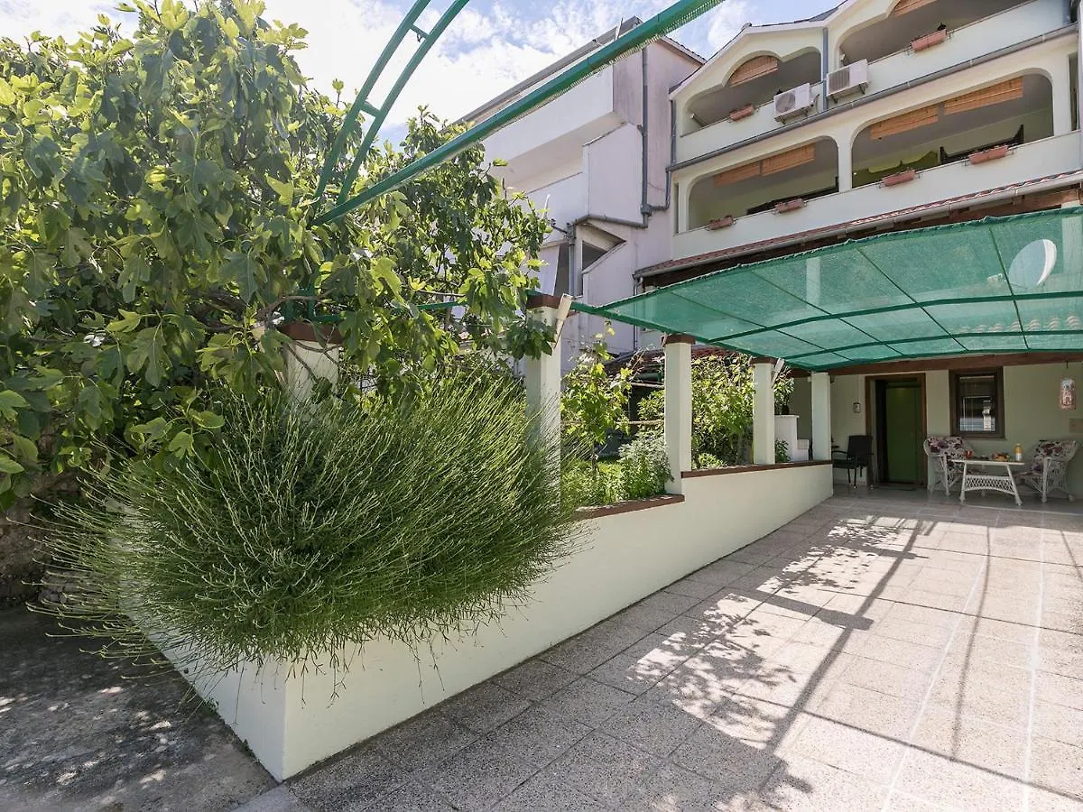 Apartments Nada Vrsar