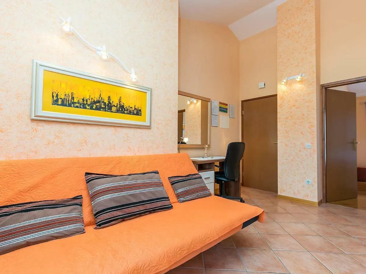 Apartments Nada Vrsar